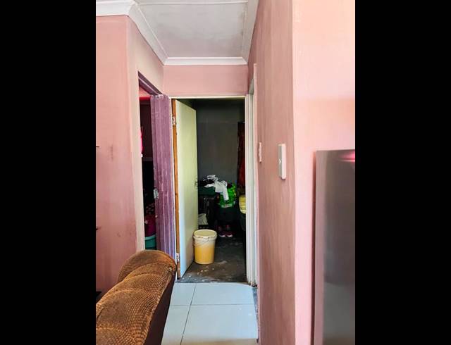 2 BEDROOM HOUSE FOR SALE IN UMRHABULO TRIANGLE